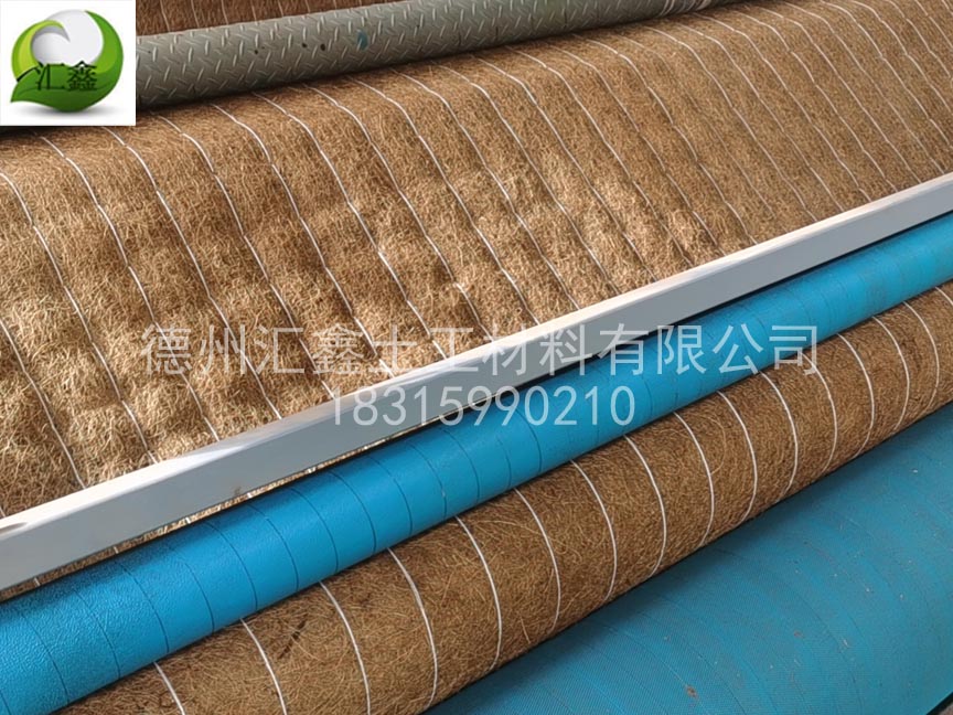 椰絲毯邊坡綠化的防護(hù)性能(圖1) 椰絲毯邊坡綠化的防護(hù)性能(圖1)
